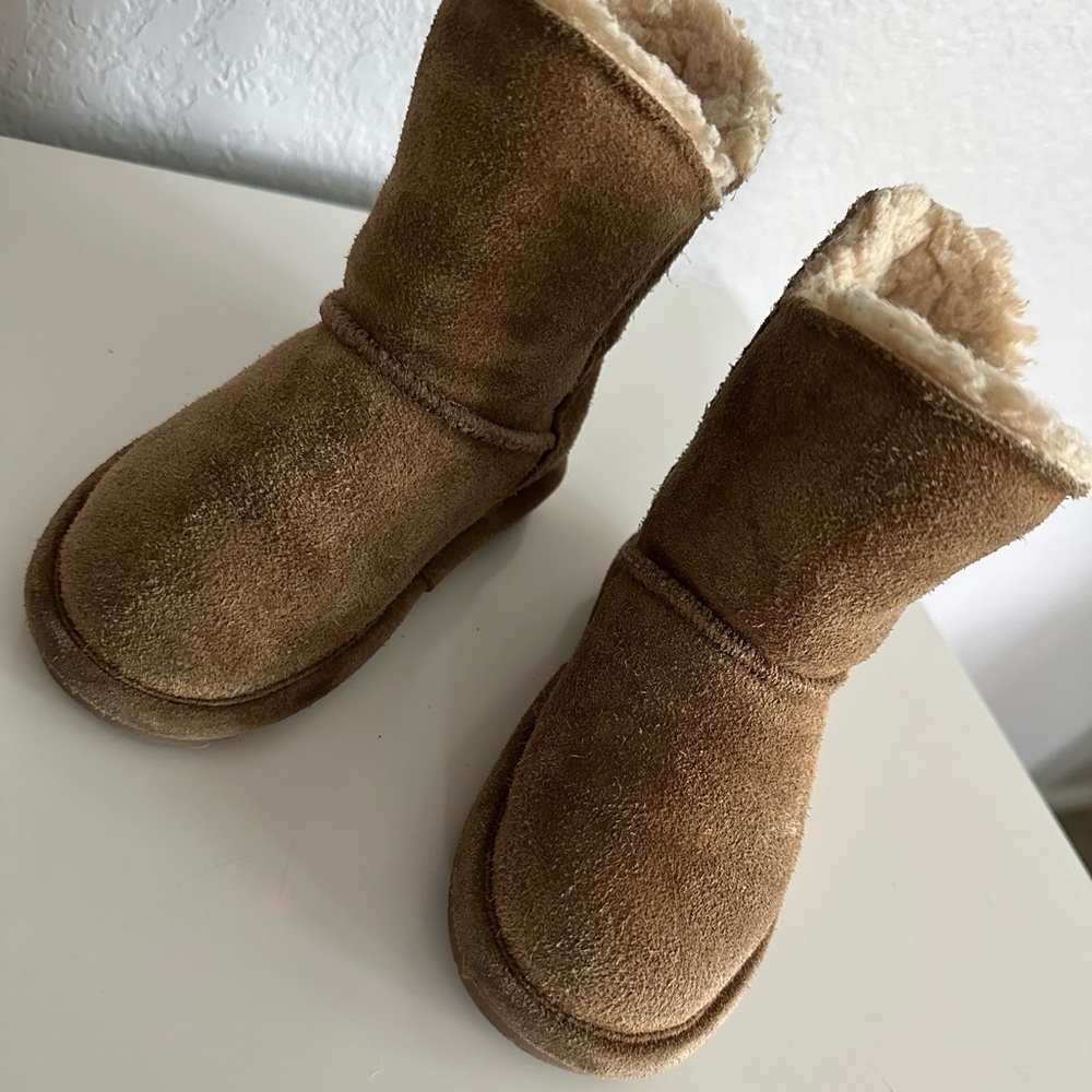 BearPaw Kids' Elle Zip Short Water Resistant Winter Fur Boot Toddler Uggs-Like